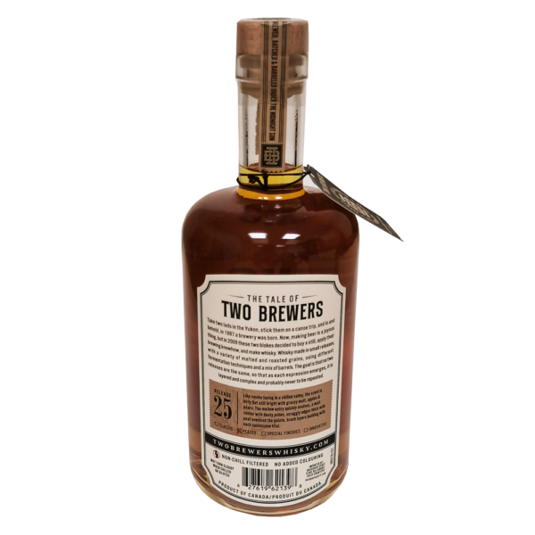 Two-Brewers-Yukon-Whisky-Single-Malt-Peated-25-2021-dos